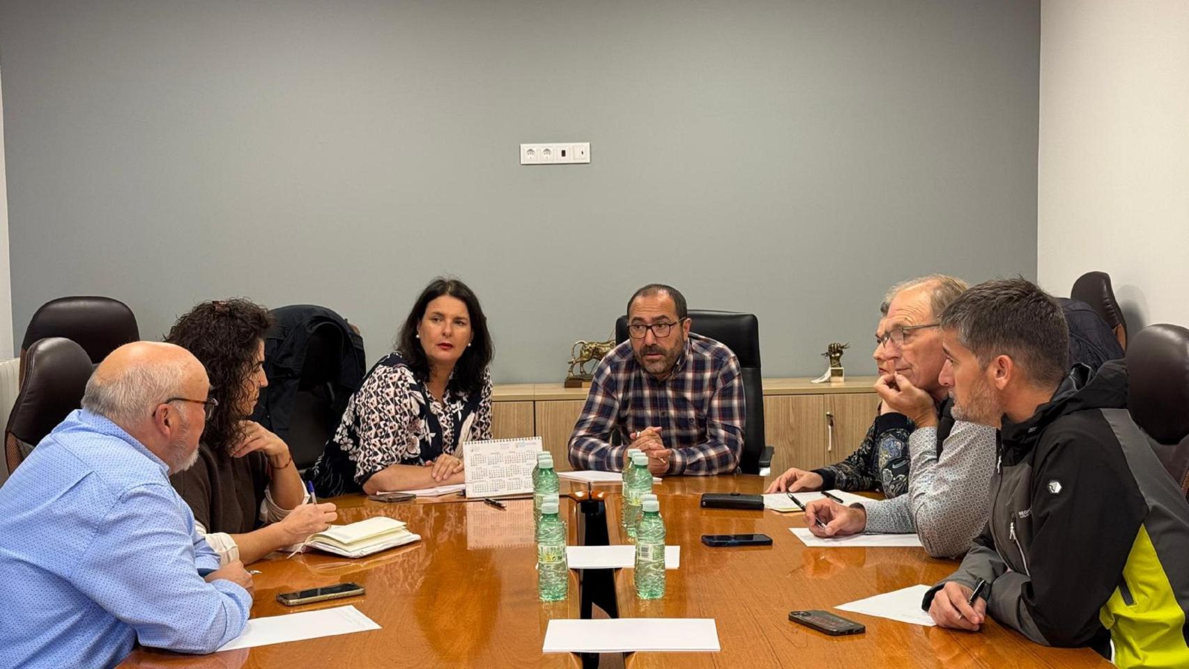 Reunión entre Tordesillas y Hagetmau para estrechar sus lazos con la vista puesta en el 40 aniversario de su hermanamiento