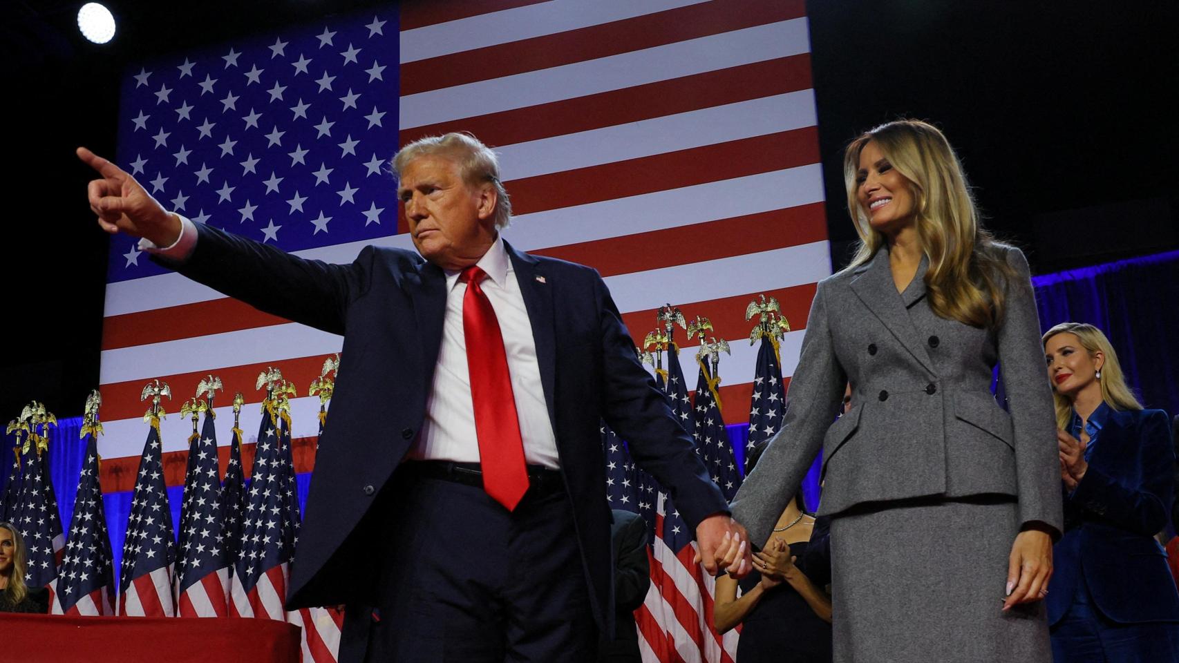 Donald Trump, junto a su esposa Melania, en Florida.