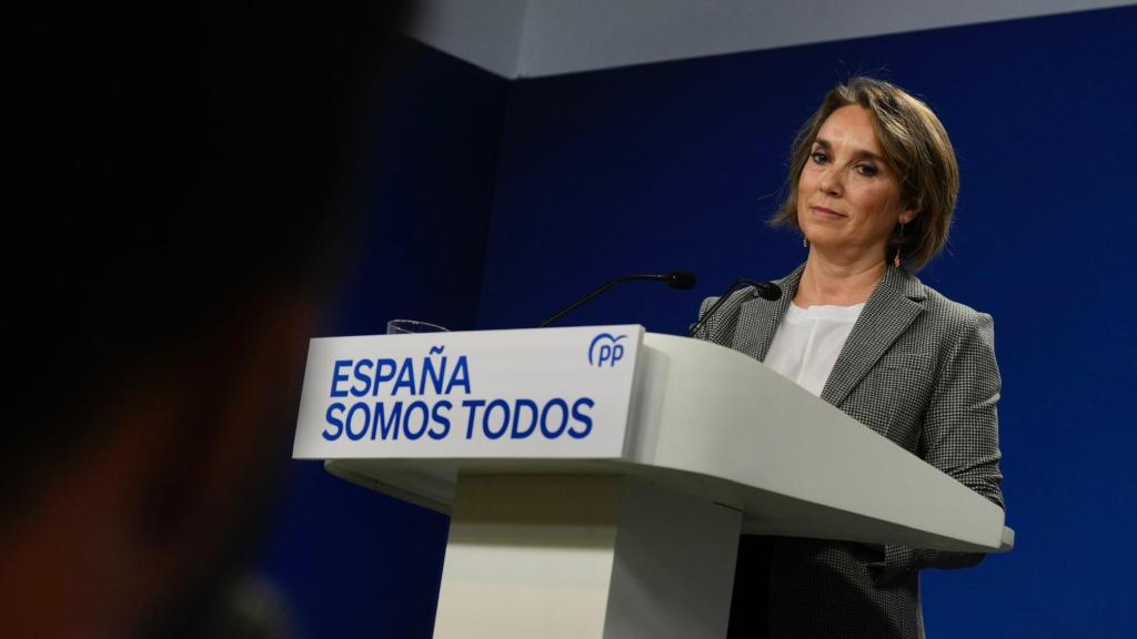 Cuca Gamarra, secretaria geeral del PP, en rueda de prensa.