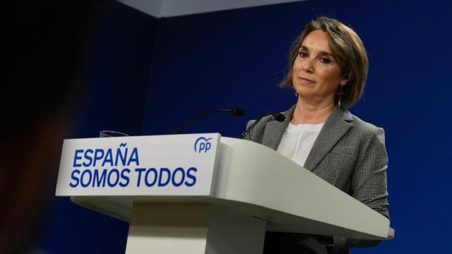 Cuca Gamarra, secretaria geeral del PP, en rueda de prensa.