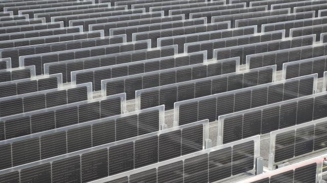 La instalación de OverEasy en el tejado del estadio de Ullevaal, en Oslo.