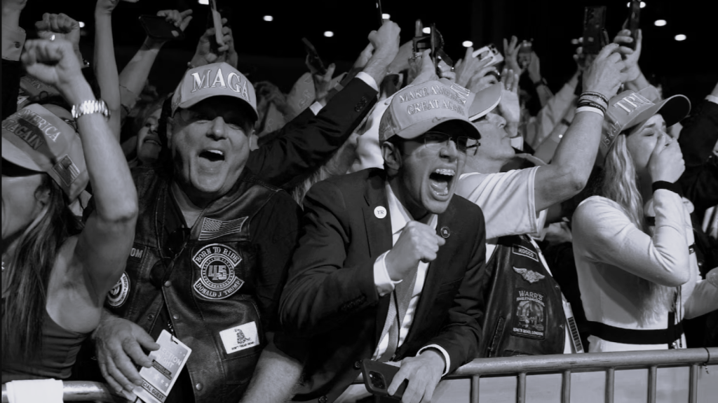 Partidarios de Trump celebran su victoria este martes.