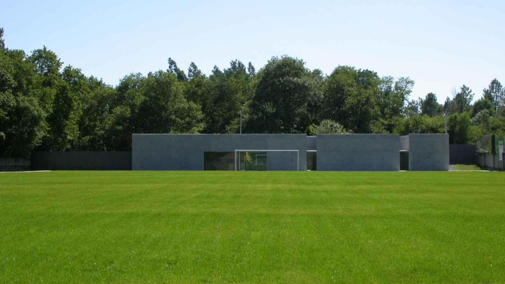 Campo de Fútbol en Toques.