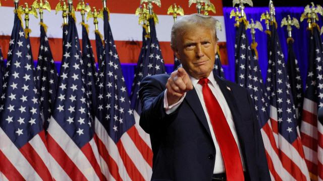 Donald Trump celebra su victoria en las elecciones de Estados Unidos.