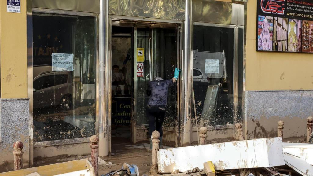 Tienda destroza por la DANA.