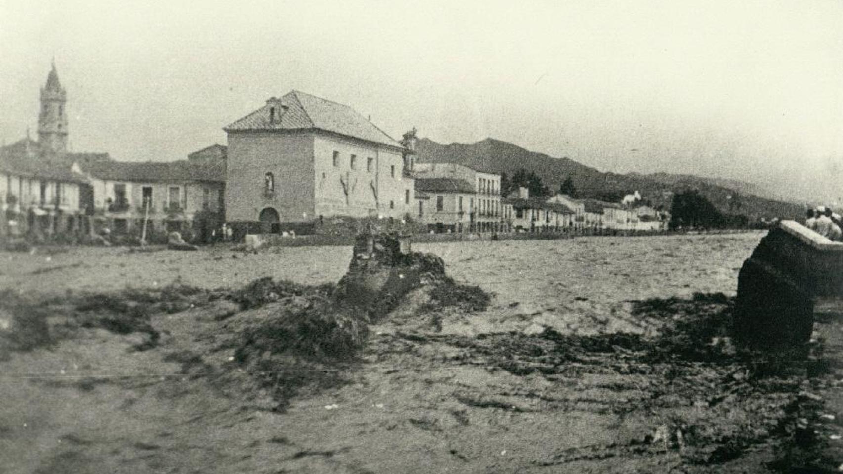 Las mil veces que Málaga ha querido domesticar el Guadalmedina: río de grandes desastres