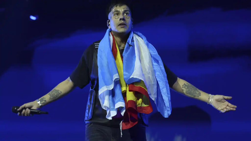 Duki en el concierto de este verano en el Santiago Bernabéu.