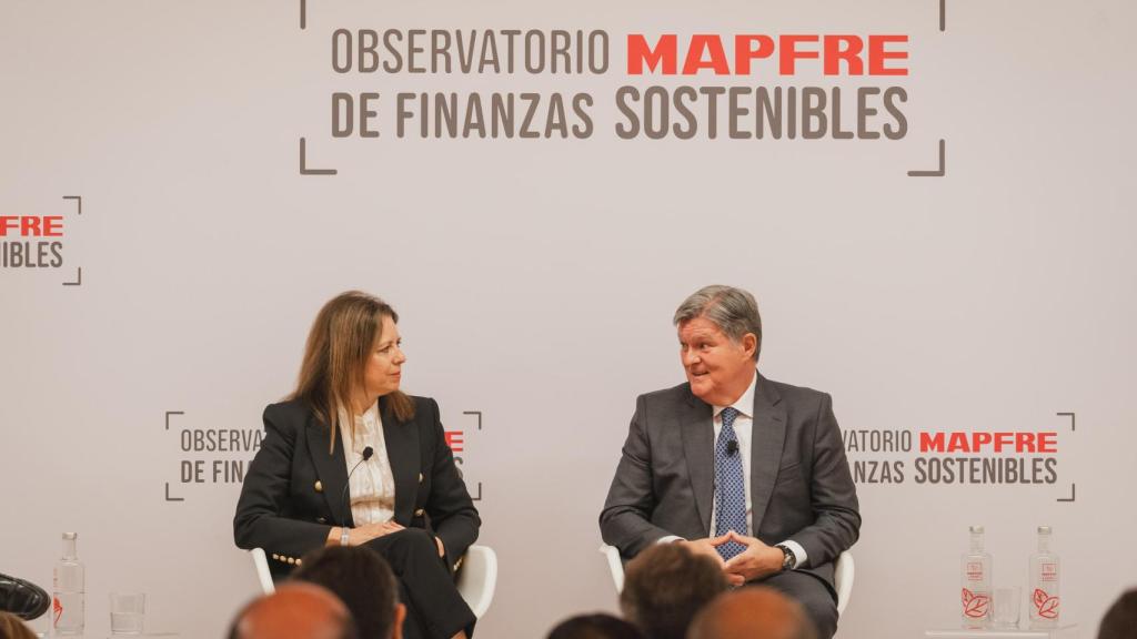 Elena Sanz, CEO de Mapfre Iberia, y  Luis Abad, CEO de CapGemini.