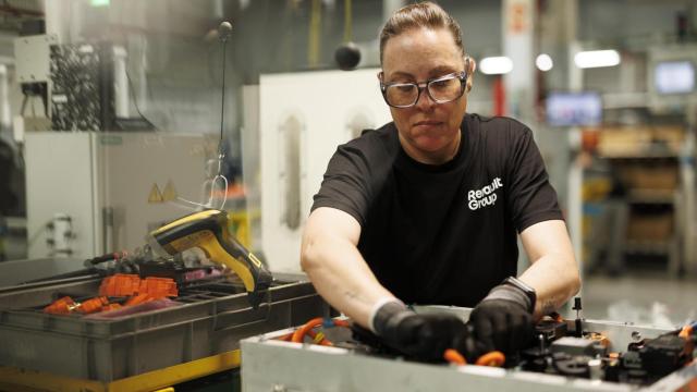 Un trabajador de la factoría de Renault en Valladolid