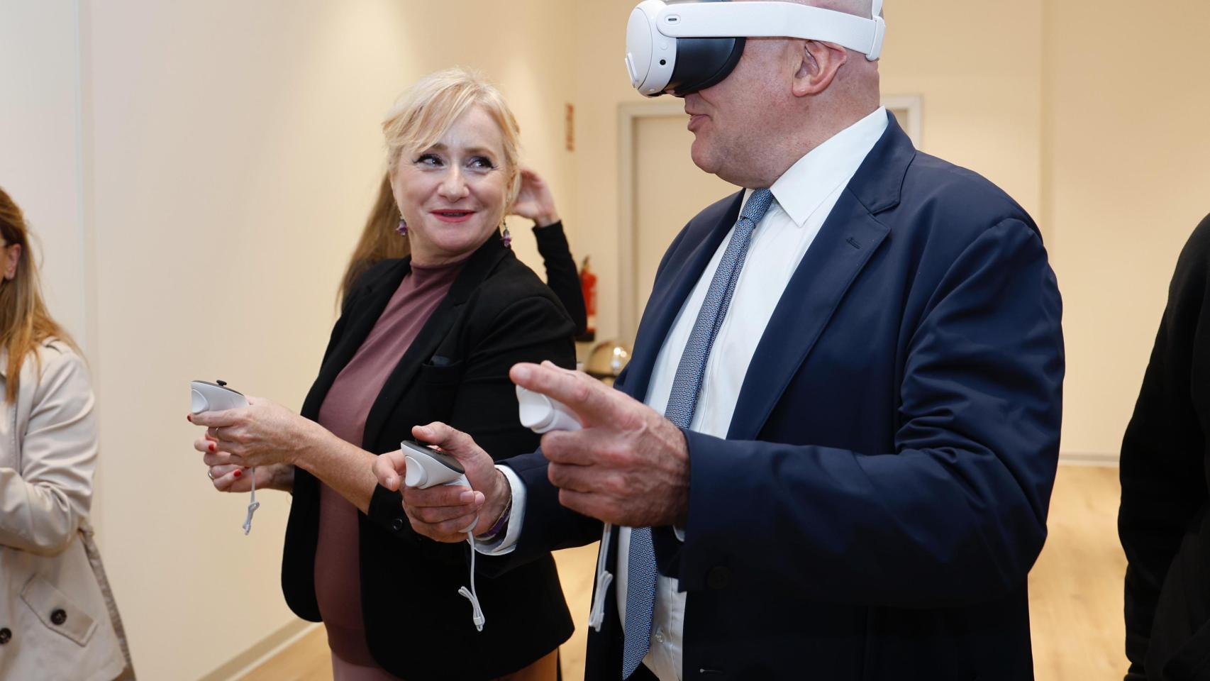 Leticia García esta mañana junto a Jesús Julio Carnero en la presentación del Laboratorio Digital