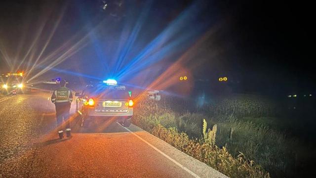 La Guardia Civil en el lugar del accidente