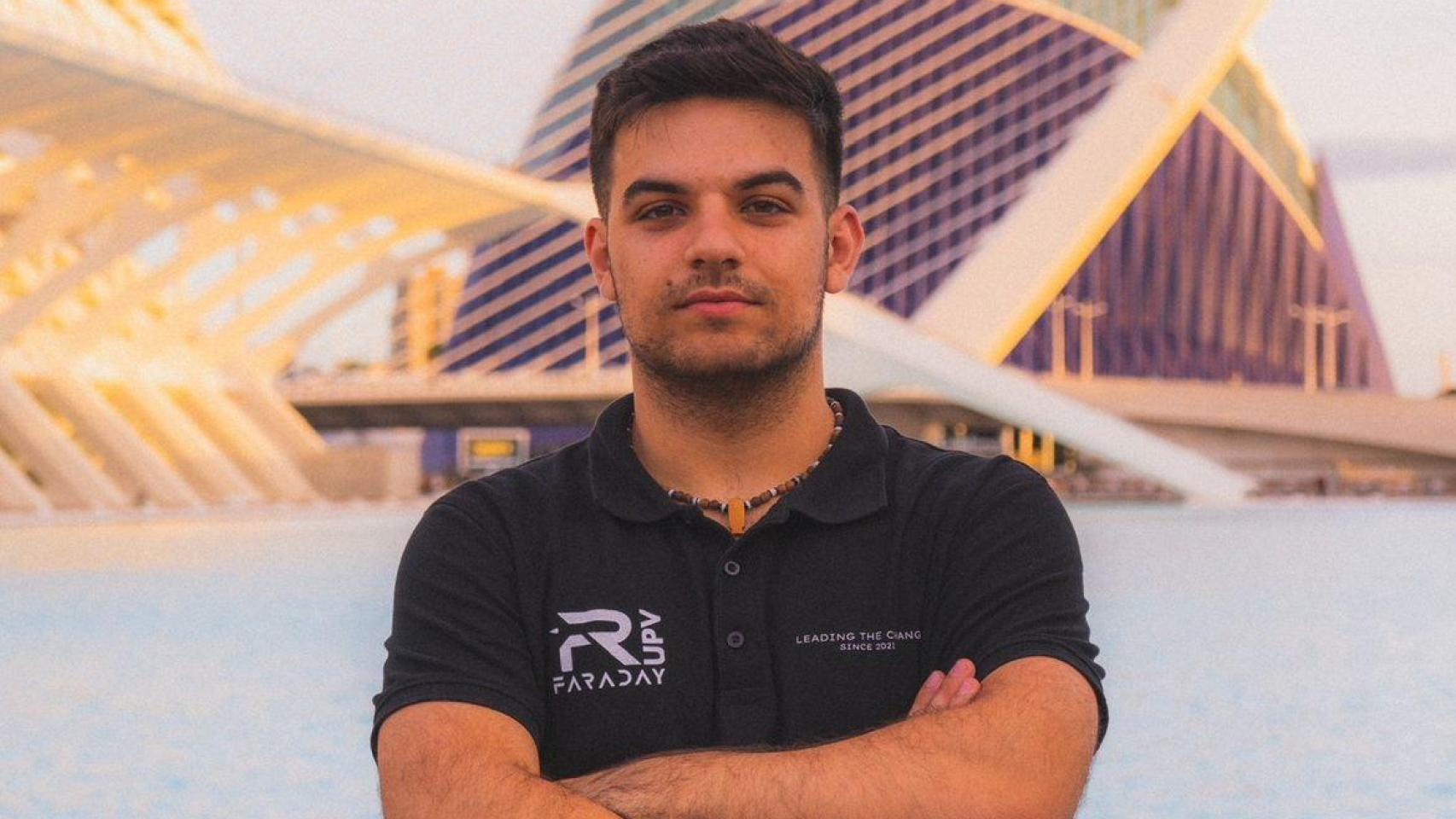 René Molina Ávila es estudiante de segundo grado de Ingeniería Mecánica en la Universidad Politécnica de Valencia.