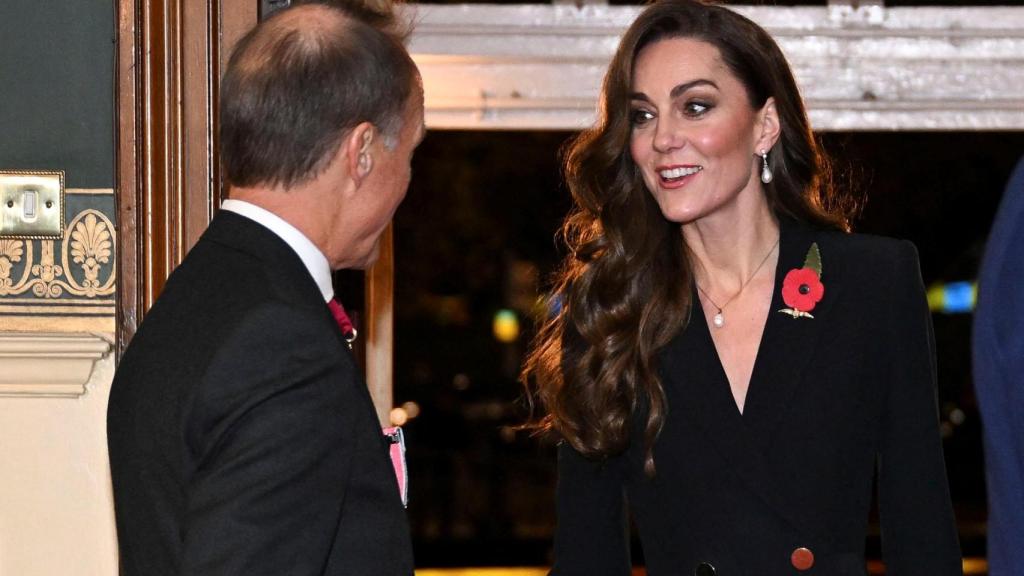 Kate Middleton, muy sonriente y recuperada, este sábado.