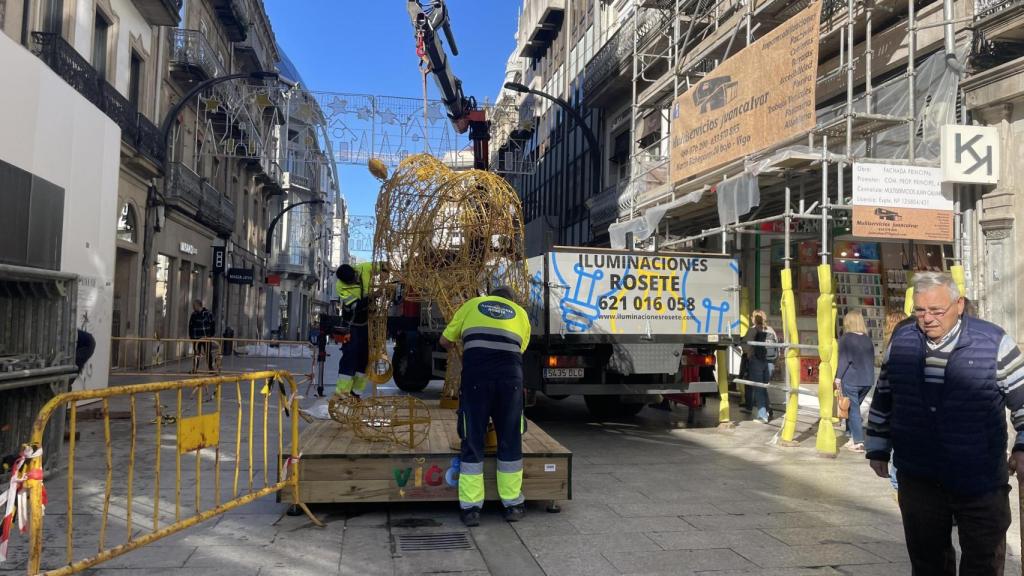 Instalación de uno de los renos de Príncipe.