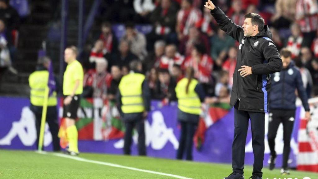 Paulo Pezzolano en el encuentro de este domingo ante el Athletic Club.
