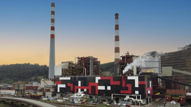 La central térmica de Aboño, Asturias, todavía funciona con carbón.