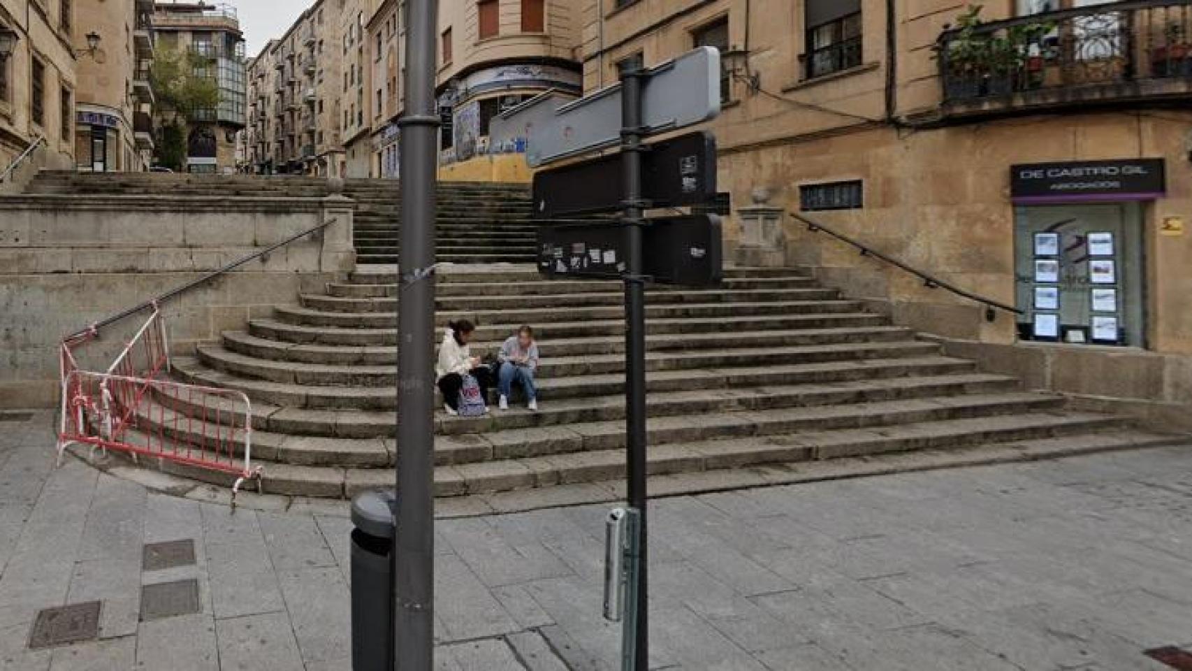 Las 'escaleras de La Riojana' de la Gran Vía de Salamanca