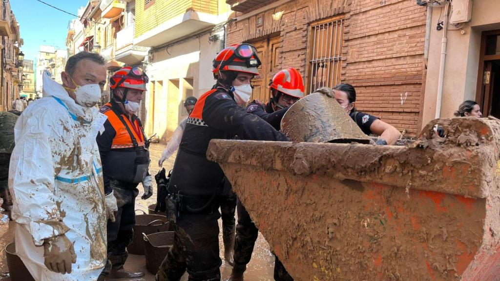 Protección Civil de Zamora en Paiporta (Valencia)