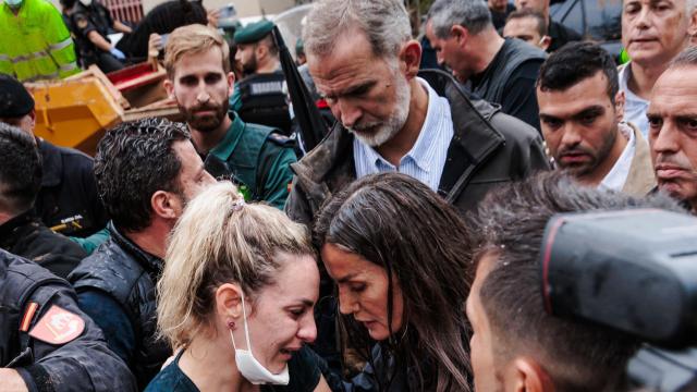 El rey Felipe VI y la reina Letizia el pasado 3 de noviembre en Paiporta.