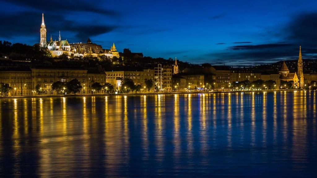 Río Danubio en Budapest.