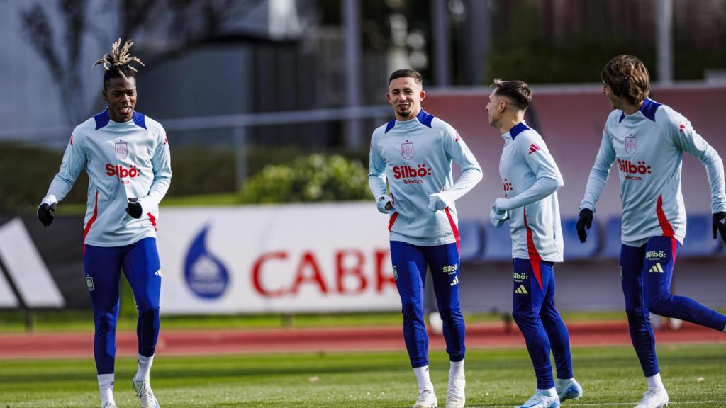 Nico Williams, en el entrenamiento de la Selección