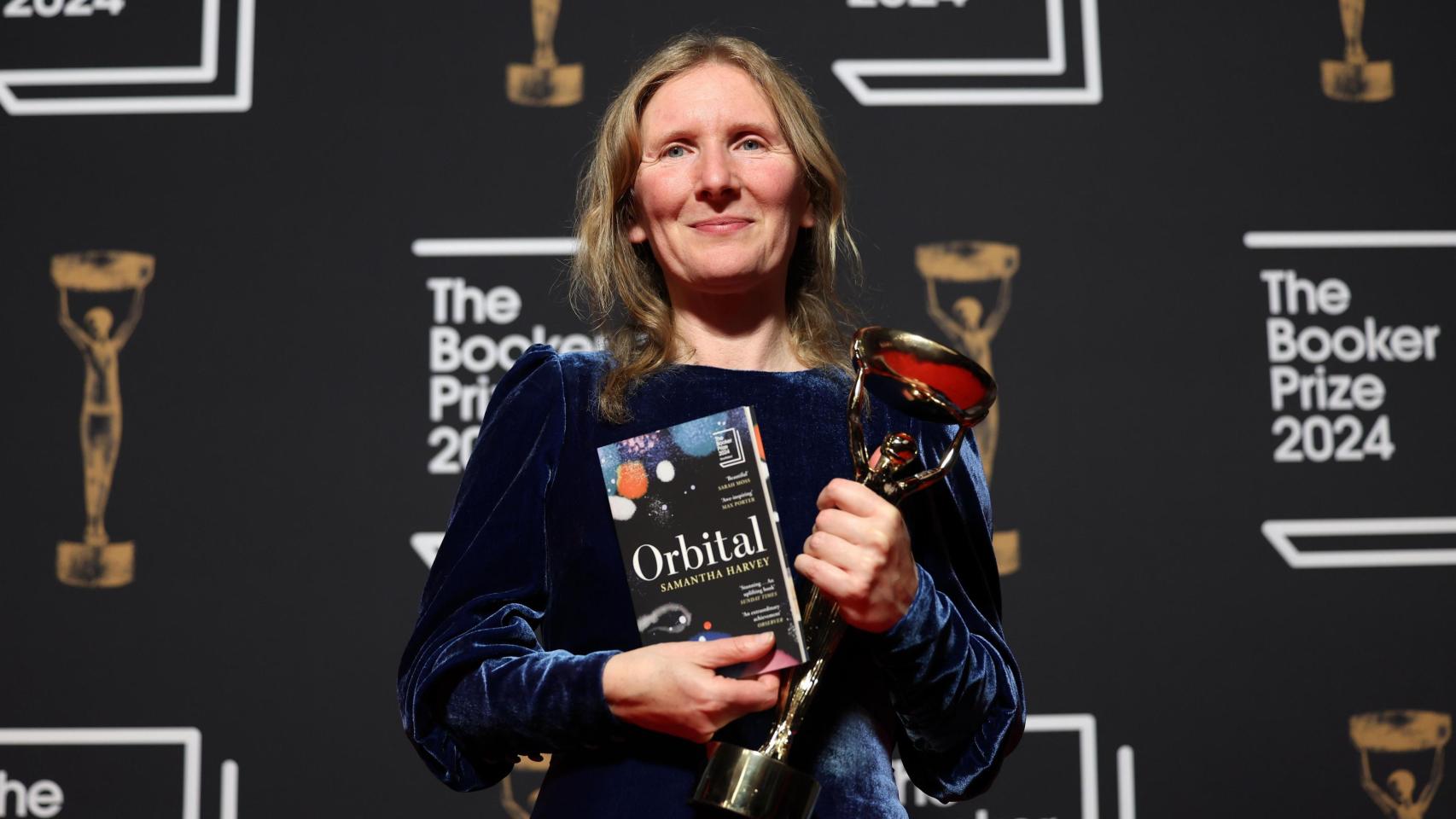 La escritora británica, Samantha Harvey, en la gala del premio Booker.