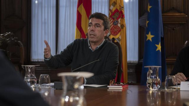 El president de la Generalitat valenciana, Carlos Mazón, durante el pleno extraordinario del Consell de la Generalitat, a 12 de noviembre de 2024.