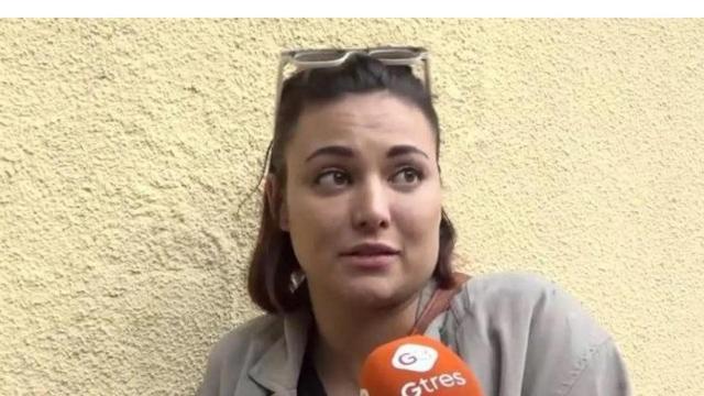 Elisa Mouliaá ante las cámaras de la agencia Gtres.