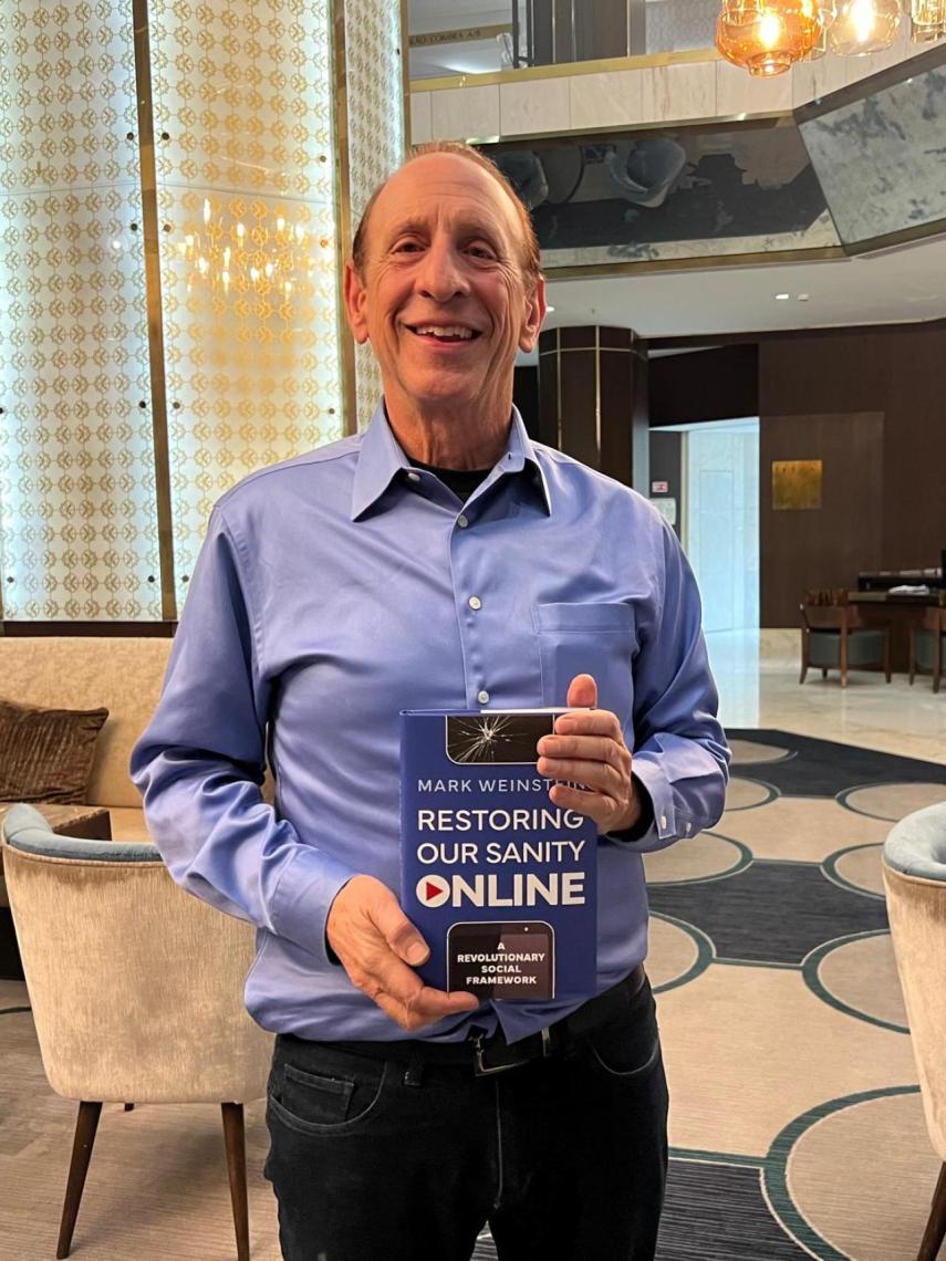 Mark Weinstein, pionero de las redes sociales personales que acaba de publicar el libro 'Restoring our sanity online' (Restaurando nuestra cordura 'online')..