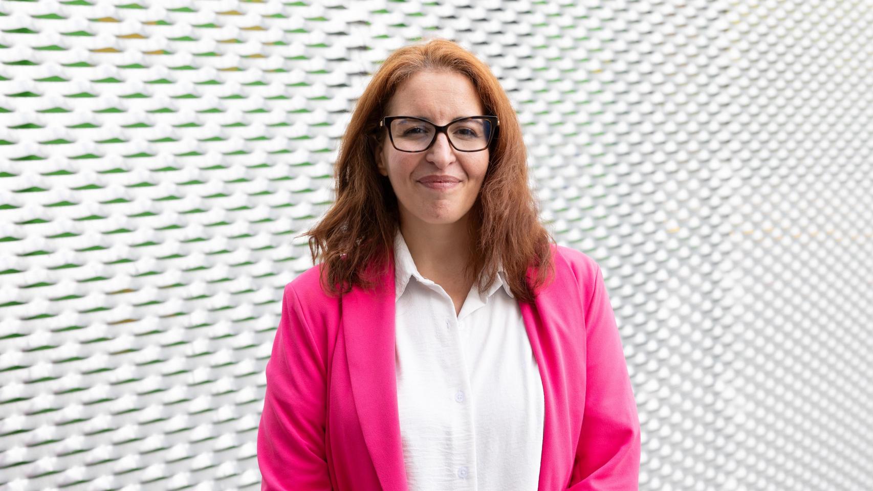 Ester de Nicolás dirige el área de Tecnologías y Misiones Estratégicas en IA en Microsoft  Corporation.