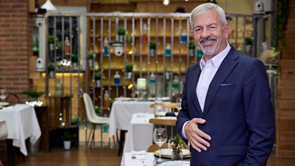 Carlos Sobera, en el restaurante de 'First Dates'.