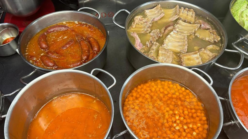 Cocido de Casa Saqués en la cocina de NaDo.