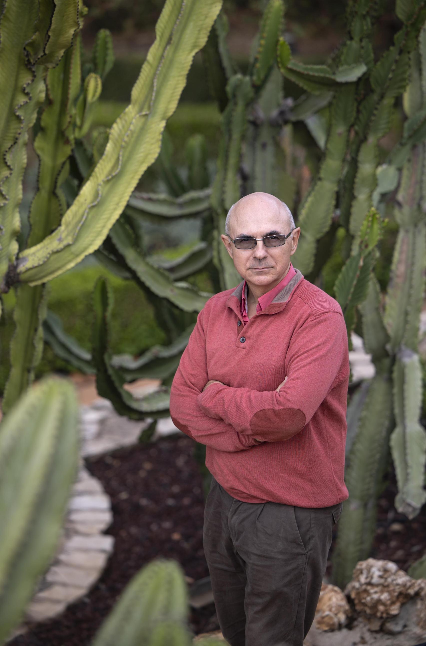 José María Senciales, en un parque.