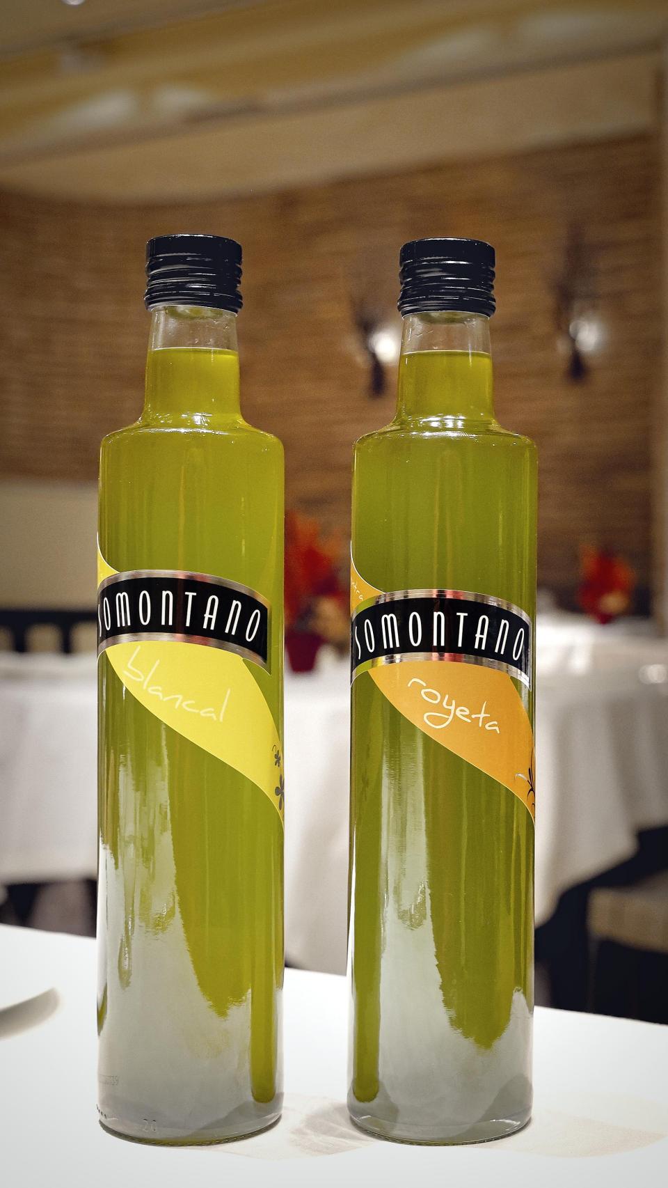 Una botella Noguero, aceite de cosecha temprana.