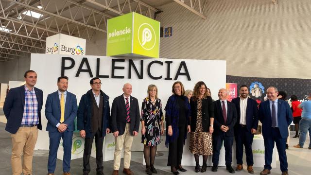 La presidenta de la Diputación de Palencia, Ángeles Armisén, en el stand de la institución provincial