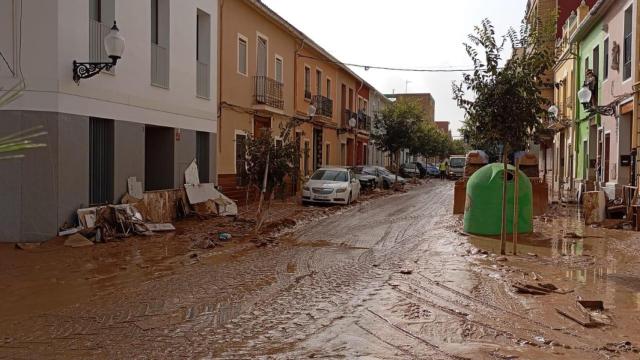 Esta noche voy a morir: cómo los héroes de Automóviles Nemesio, Hermanos March y Benclinic salvaron a decenas en la DANA