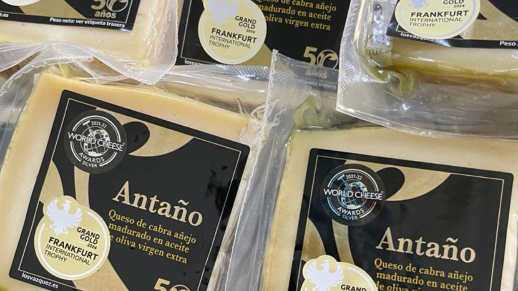 Queso Antaño de Los Vázquez.