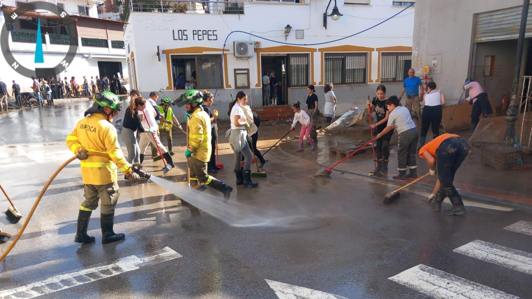 Trabajos en Benamargosa, este sábado.