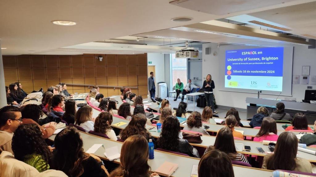 Jornadas didácticas en Reino Unido donde Salamanca promociona su estudio del español