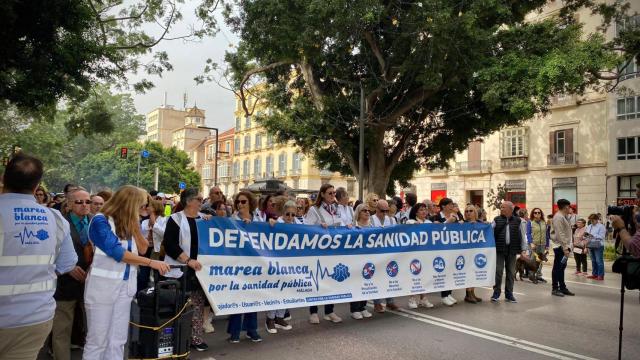 Manifestación por la sanidad pública en las calles de Málaga.