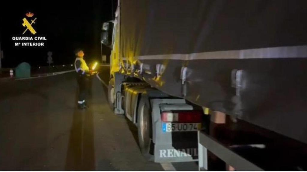 Detenido el conductor de un tractocamión en Ordes (A Coruña) que septuplicaba la tasa de alcohol