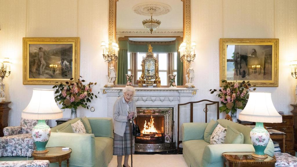 Isabel II, en el Castillo de Balmoral en 2022.