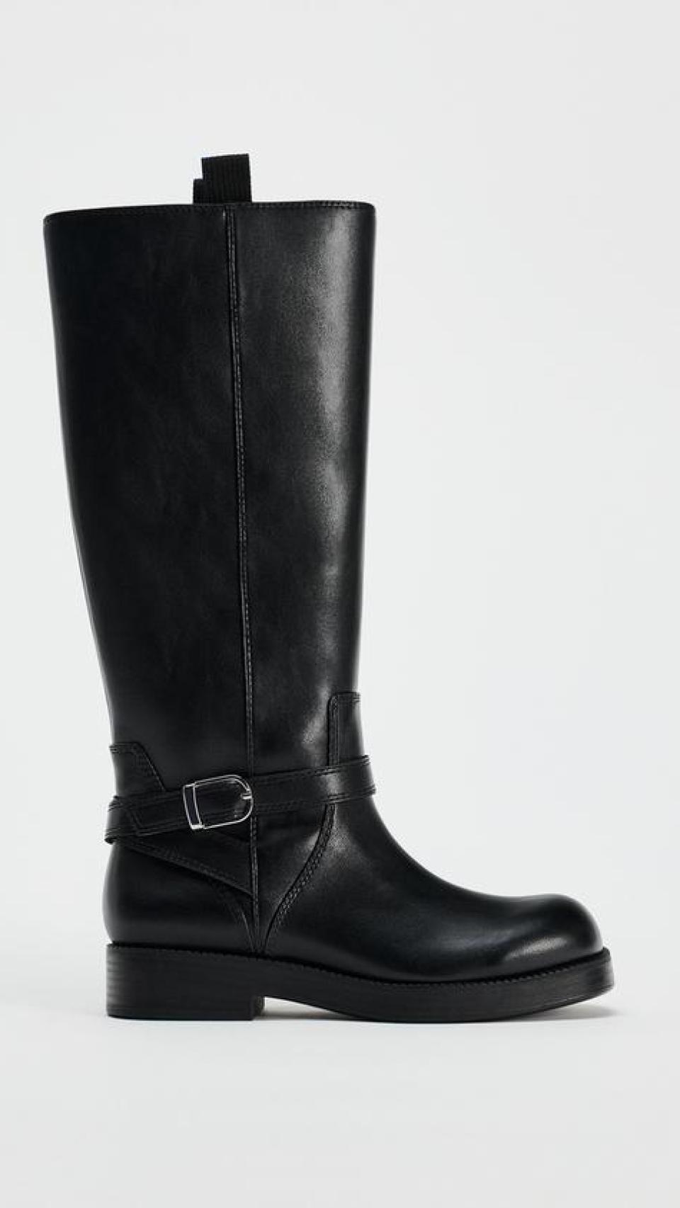 Botas de Zara.