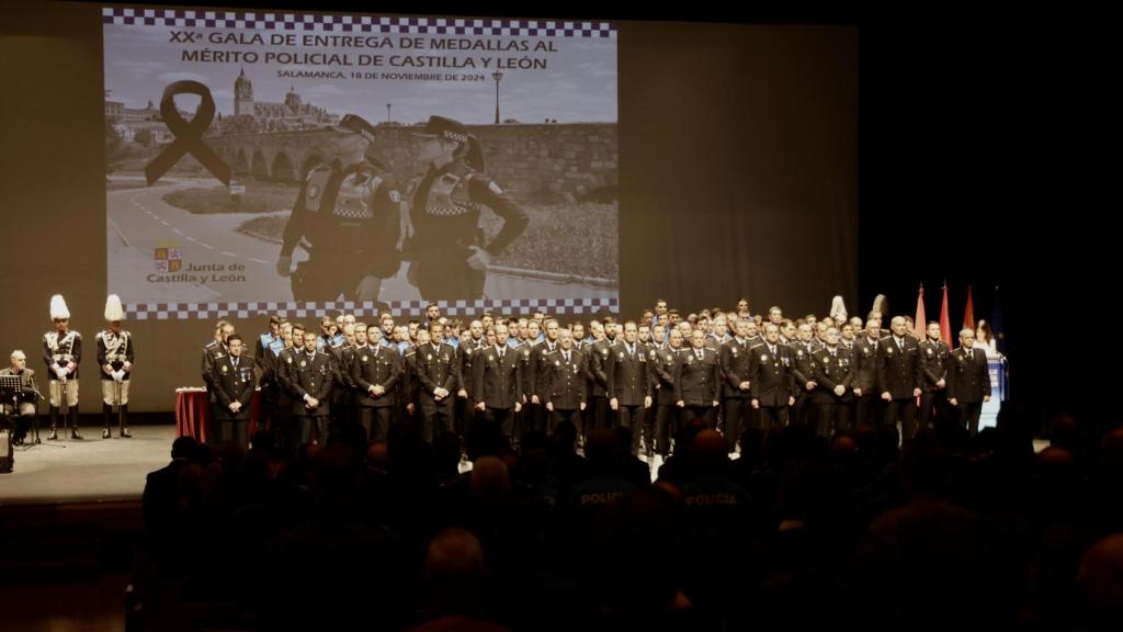 Policías locales de Castilla y León en el CAEM de Salamanca