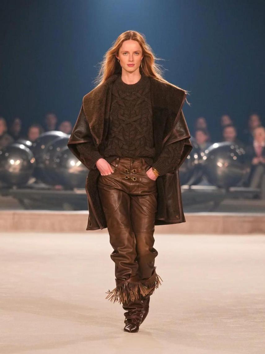 Silueta del desfile otoño-invierno 2024-2025 de Isabel Marant.