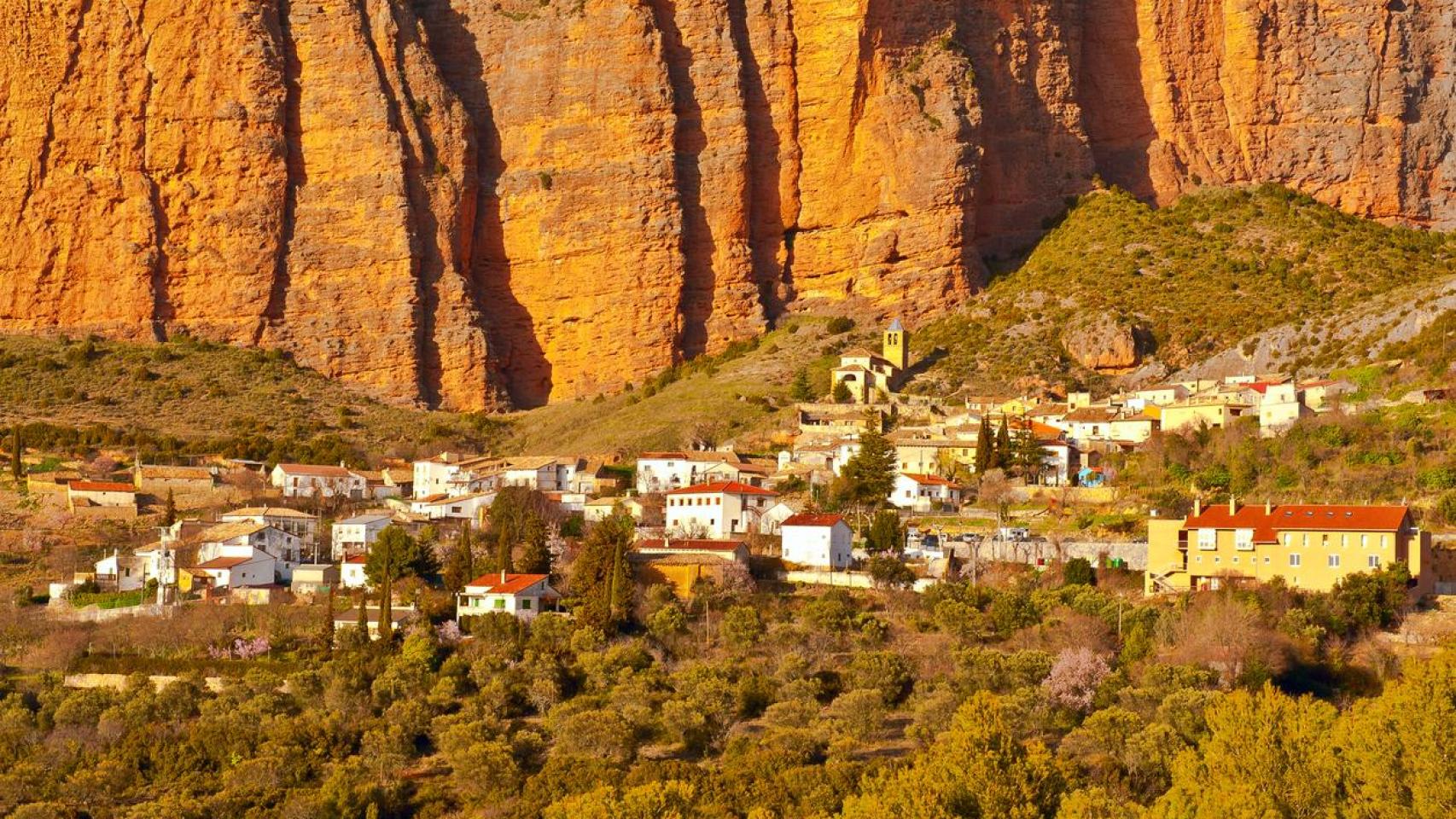 Pueblo de Los Fayos en Aragón.