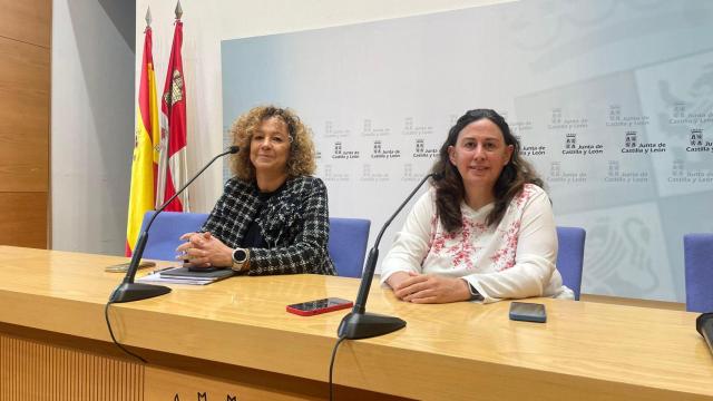 La directora general de Asistencia Sanitaria y Humanización, Silvia Fernández y la directora general de Salud Pública, Sonia Tamames