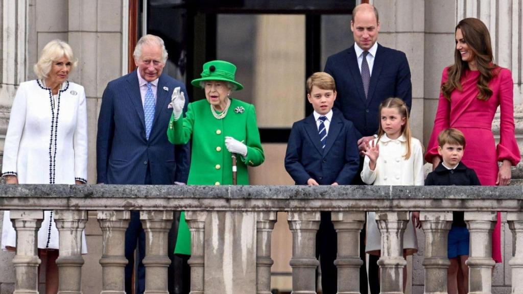 La Familia Real británica, durante el Trooping the Colour 2022.