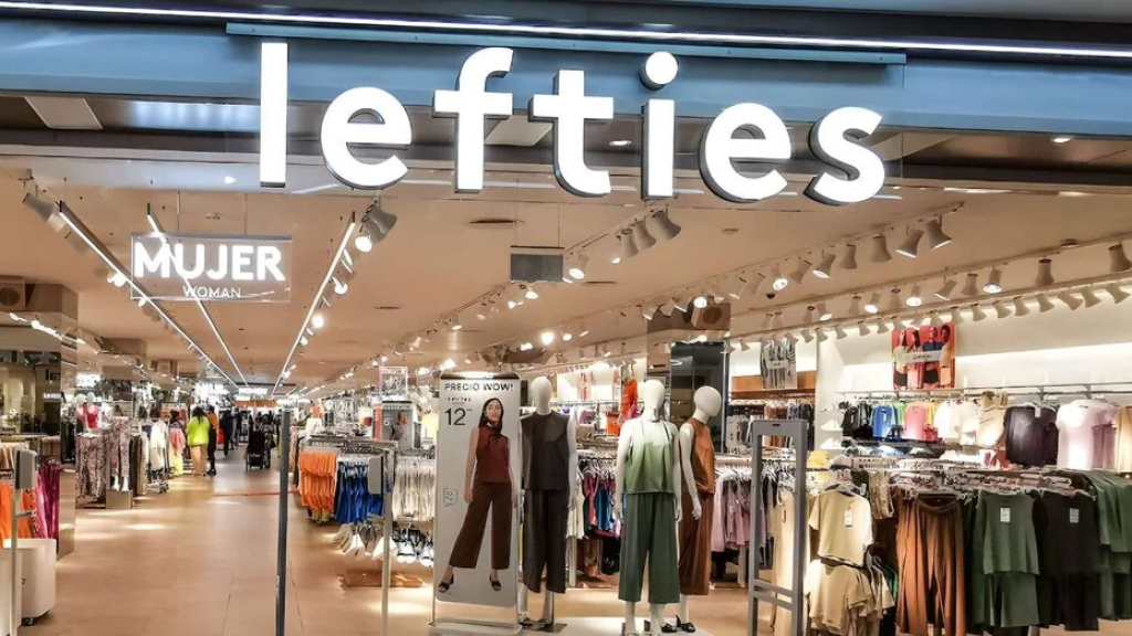 Fachada de Lefties.