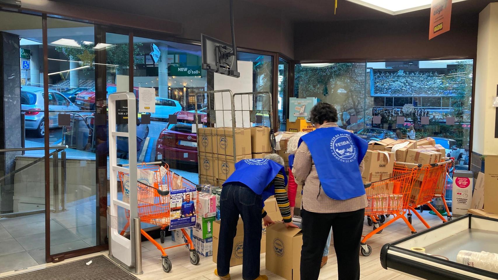 Supermercados de Galicia participan en La Gran Recogida de Gadis.